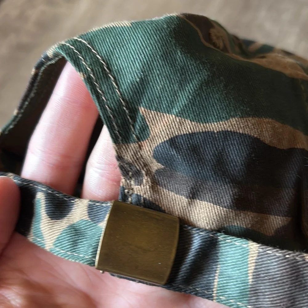 Camouflage 'The Hunt Is On' Cap